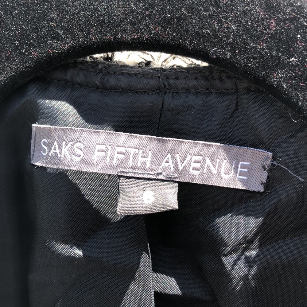 Saks jacket - Picture 3 of 6